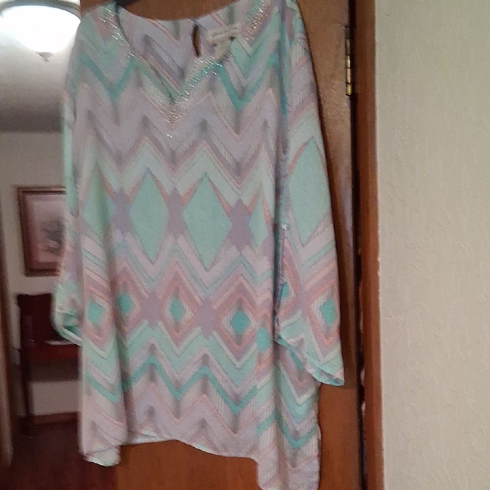 Alfred Dunner With Silver Embellished Top.  Length 29 Inches